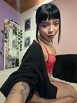 Snapshot of AlanaStormm chatting on 07.15.26 AlanaStormm online show from 07.15.26