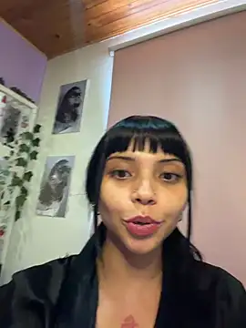 Snapshot of AlanaStormm chatting on 07.28.26 AlanaStormm online show from 07.28.26