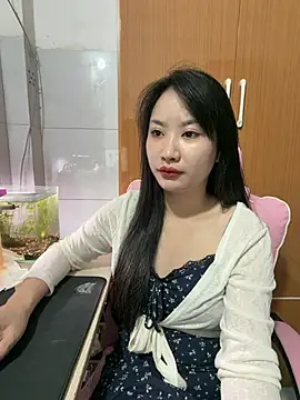 QuynhAnh68 online show from 07.12.26