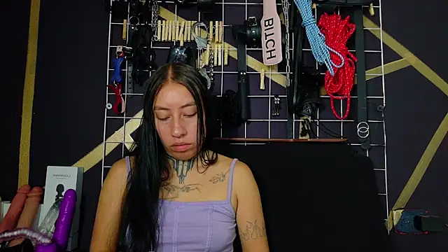 islan blue online show from 07.06.26