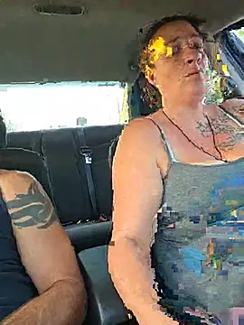 Snapshot of thespontaneouscouple42069 chatting on 07.24.26 thespontaneouscouple42069 online show from 07.24.26
