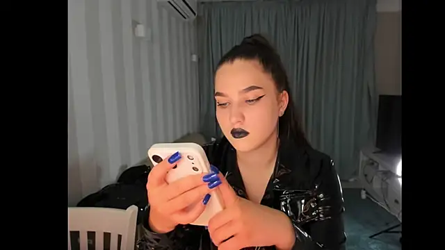 LatexDominatrix online show from 07.07.26