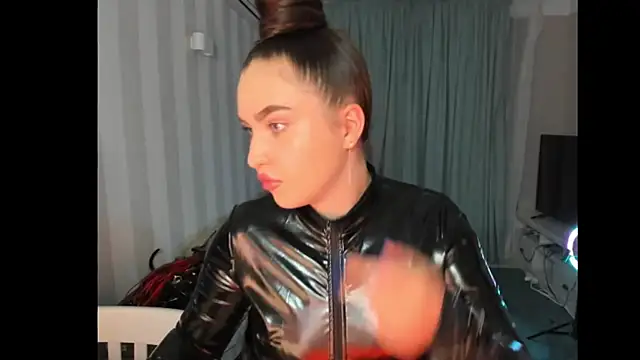 LatexDominatrix online show from 07.09.26