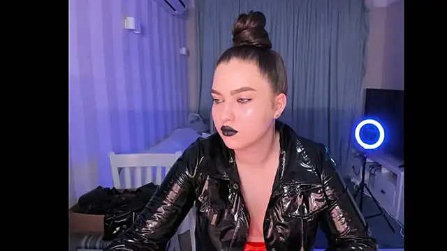 LatexDominatrix online show from 07.22.26