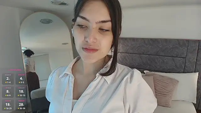 Snapshot of alegna_227 chatting on 07.27.26 alegna 227 online show from 07.27.26