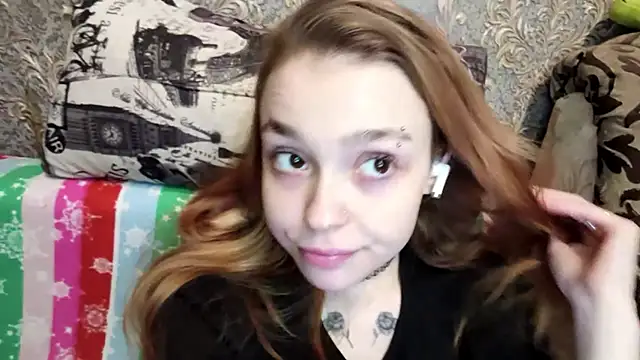 Snapshot of CUTE1KITTY chatting on 07.01.26 CUTE1KITTY online show from 07.01.26