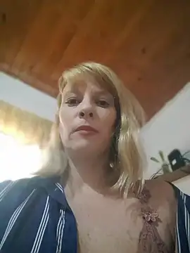 Snapshot of CarmenAmorosa chatting on 07.24.26 CarmenAmorosa online show from 07.24.26