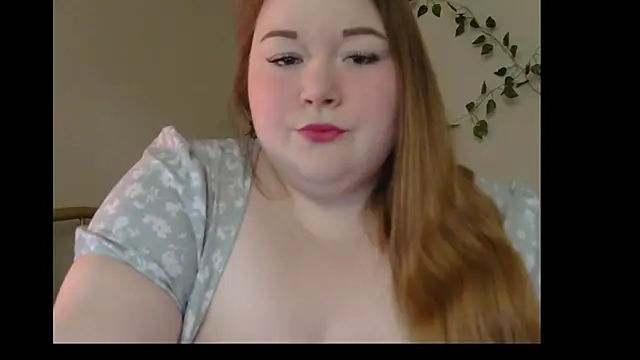 Snapshot of LilahSweetXO chatting on 07.11.26 LilahSweetXO online show from 07.11.26