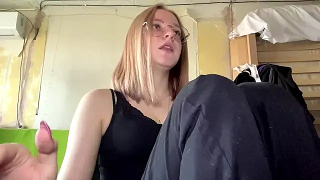 WinifredLunney online show from 07.07.26