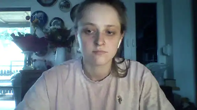 Snapshot of LeaWetGirl chatting on 07.01.26 LeaWetGirl online show from 07.01.26