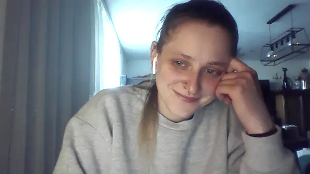 Snapshot of LeaWetGirl chatting on 07.09.26 LeaWetGirl online show from 07.09.26