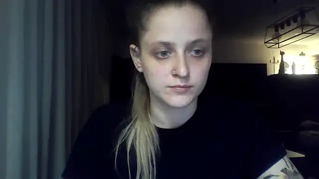 Snapshot of LeaWetGirl chatting on 07.28.26 LeaWetGirl online show from 07.28.26