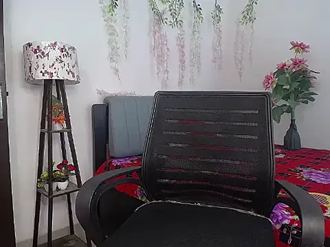 Love Sundari online show from 07.22.26