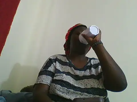 Snapshot of sweetrozie chatting on 07.23.26 sweetrozie online show from 07.23.26