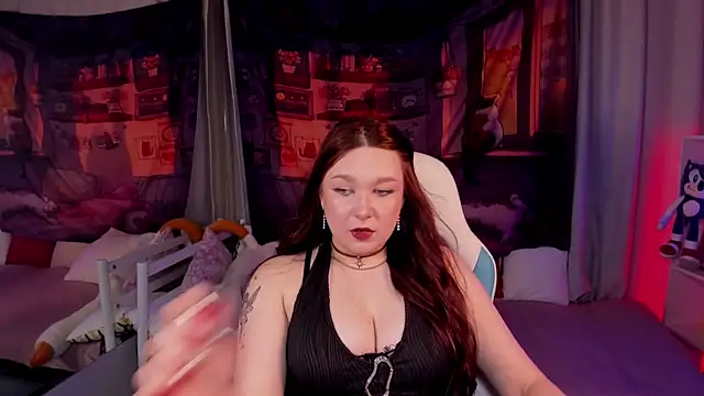 Snapshot of KellyCoulman chatting on 07.20.26 KellyCoulman online show from 07.20.26