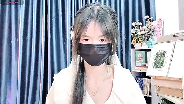 Snapshot of Your-Sunshinee chatting on 07.23.26 Your-Sunshinee online show from 07.23.26