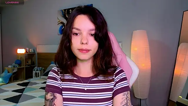 Maya Campbell online show from 07.08.26