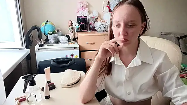 Snapshot of ElizaRass chatting on 07.25.26 ElizaRass online show from 07.25.26
