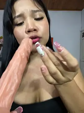 Snapshot of kiaradolls chatting on 07.19.26 kiaradolls online show from 07.19.26