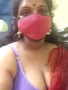Snapshot of Poojitha-Queen chatting on 07.04.26 Poojitha-Queen online show from 07.04.26