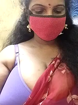 Snapshot of Poojitha-Queen chatting on 07.05.26 Poojitha-Queen online show from 07.05.26