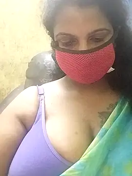 Snapshot of Poojitha-Queen chatting on 07.10.26 Poojitha-Queen online show from 07.10.26