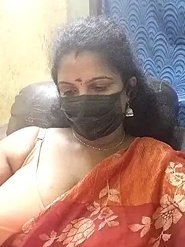 Snapshot of Poojitha-Queen chatting on 07.28.26 Poojitha-Queen online show from 07.28.26