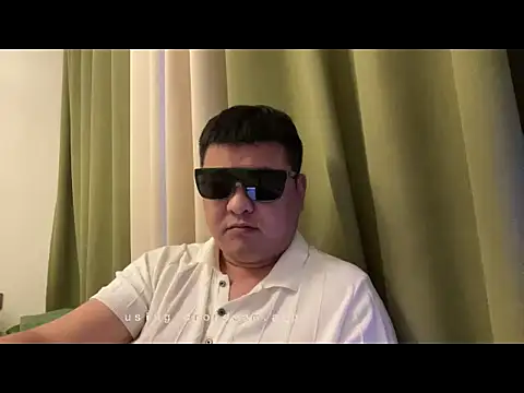 zhang1118 online show from 07.04.26