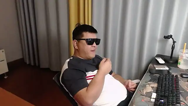zhang1118 online show from 07.28.26
