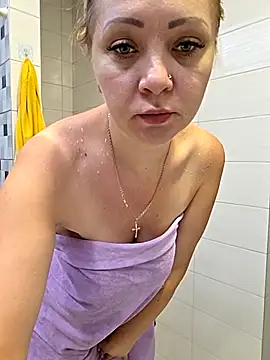 Snapshot of SassiSandra chatting on 07.22.26 SassiSandra online show from 07.22.26