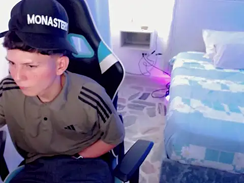 Hot athletes  online show from 07.15.26