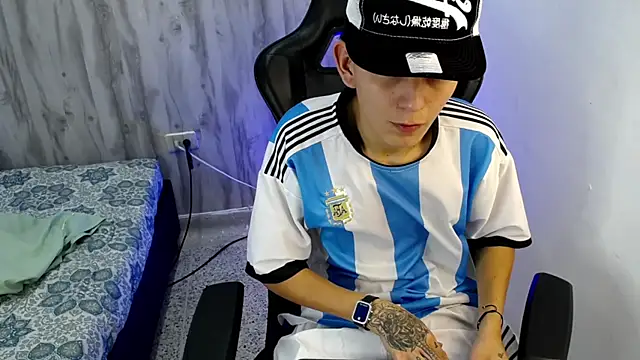 Hot athletes  online show from 07.28.26