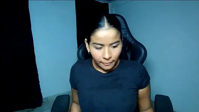 Kiara Naomi online show from 07.29.26