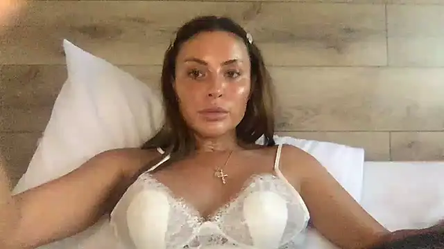 Snapshot of selena_xxx chatting on 07.07.26 selena xxx online show from 07.07.26
