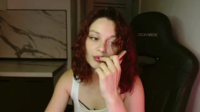 Snapshot of Mia_Luiza chatting on 07.09.26 Mia Luiza online show from 07.09.26