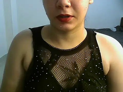 Xo Manvii online show from 07.07.26