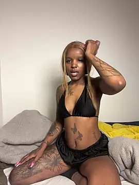 midnightdoll1 online show from 07.24.26