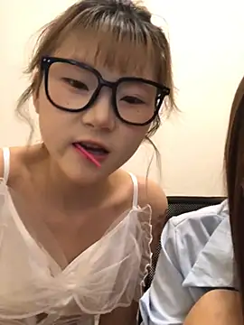 Snapshot of Rocket-Girl chatting on 07.16.26 Rocket-Girl online show from 07.16.26