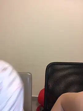 Snapshot of Rocket-Girl chatting on 07.17.26 Rocket-Girl online show from 07.17.26