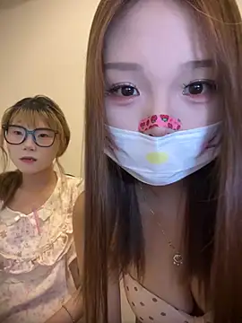 Snapshot of Rocket-Girl chatting on 07.23.26 Rocket-Girl online show from 07.23.26