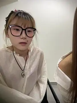 Snapshot of Rocket-Girl chatting on 07.25.26 Rocket-Girl online show from 07.25.26