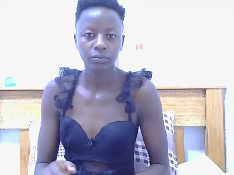 Snapshot of zuhura69 chatting on 07.21.26 zuhura69 online show from 07.21.26