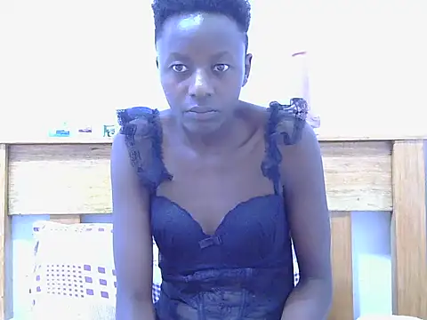 Snapshot of zuhura69 chatting on 07.21.26 zuhura69 online show from 07.21.26