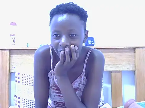 Snapshot of zuhura69 chatting on 07.27.26 zuhura69 online show from 07.27.26