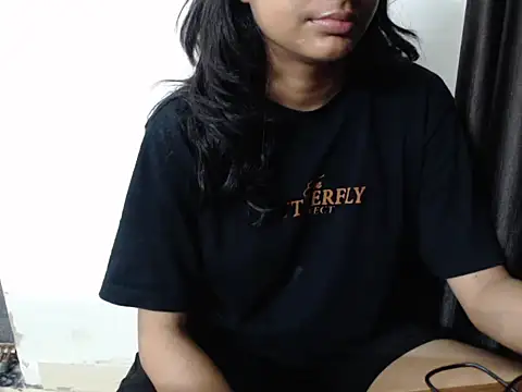 Sizzling Ruhii  online show from 07.11.26