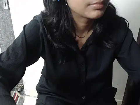 Sizzling Ruhii  online show from 07.16.26