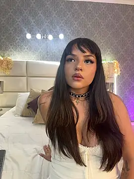 HailyEllis online show from 07.06.26