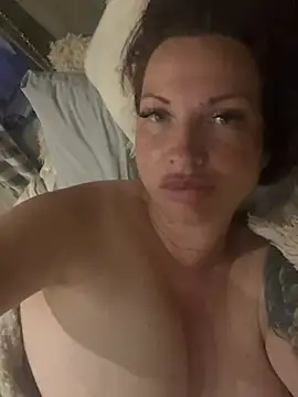 BustyBunny40 online show from 07.15.26