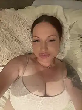 BustyBunny40 online show from 07.29.26