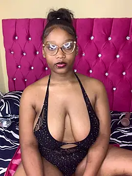 TheeRealBaddie online show from 07.28.26